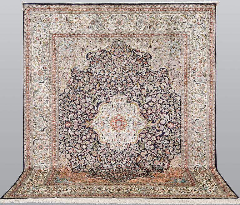 A carpet, Figural oriental  Silk, ca 306 x 240 cm.