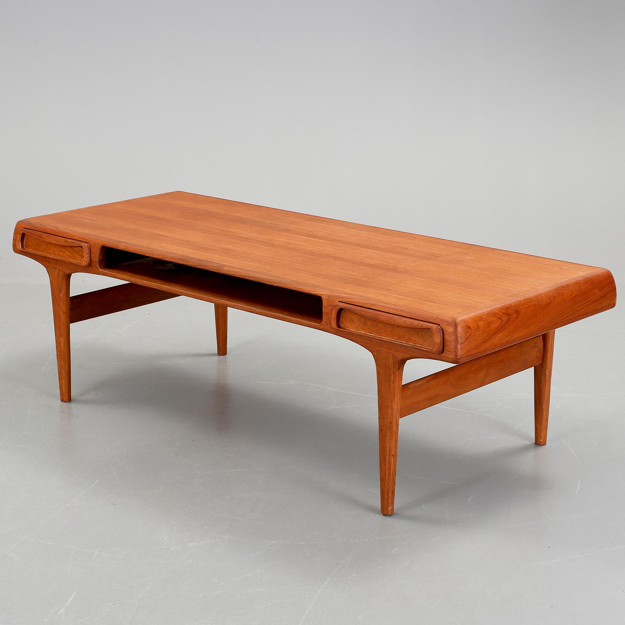 SOFFBORD, tillskrivet Johannes Andersen, 1900-talets andra hälft.