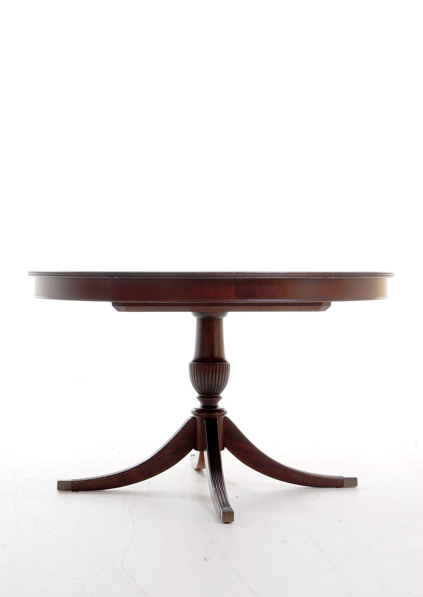 MATSALSMÖBLEMANG, 9 delar, engelsk stil, 1900-talets andra hälft.