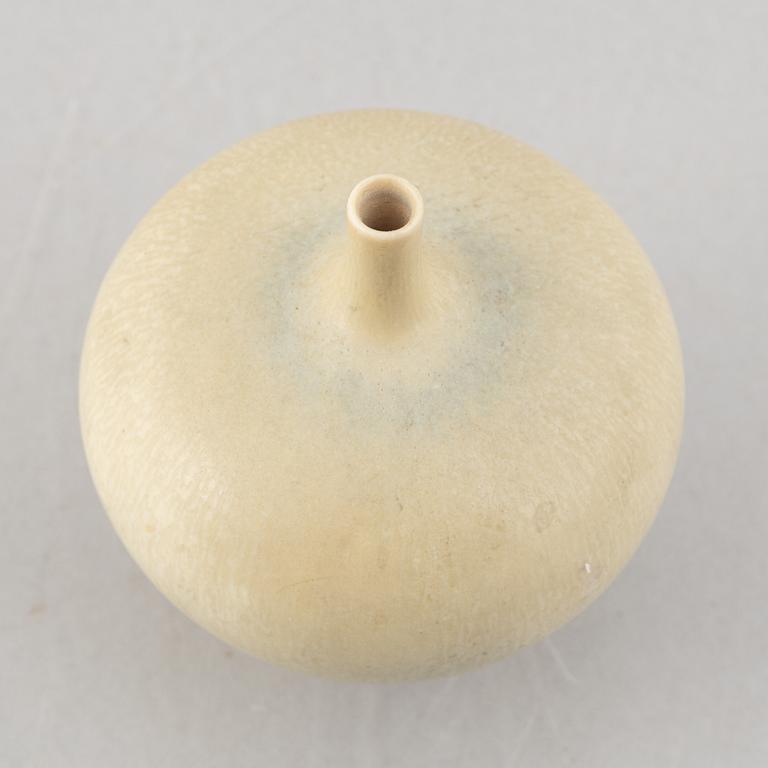 Berndt Friberg, a stoneware vase, Gustavsberg 1968.