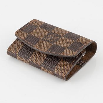 Louis Vuitton, a pair of cufflinks in a damier ebene case.
