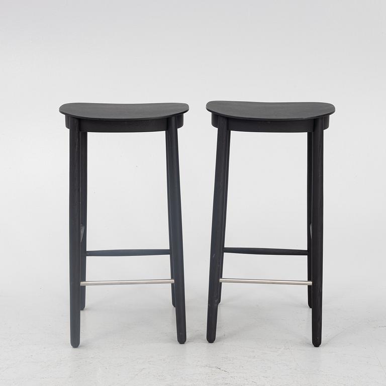 Note Design Studio, stools, a pair, "Figurine", Fogia.