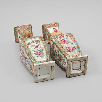 VASER, ett par, porslin, Kina, Kanton, 1800/1900-tal.
