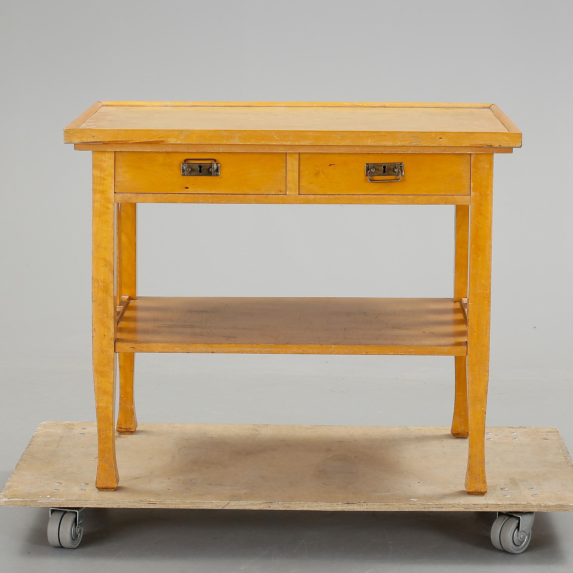 SERVERINGSBORD, björk, jugend, 1900-talets första hälft.