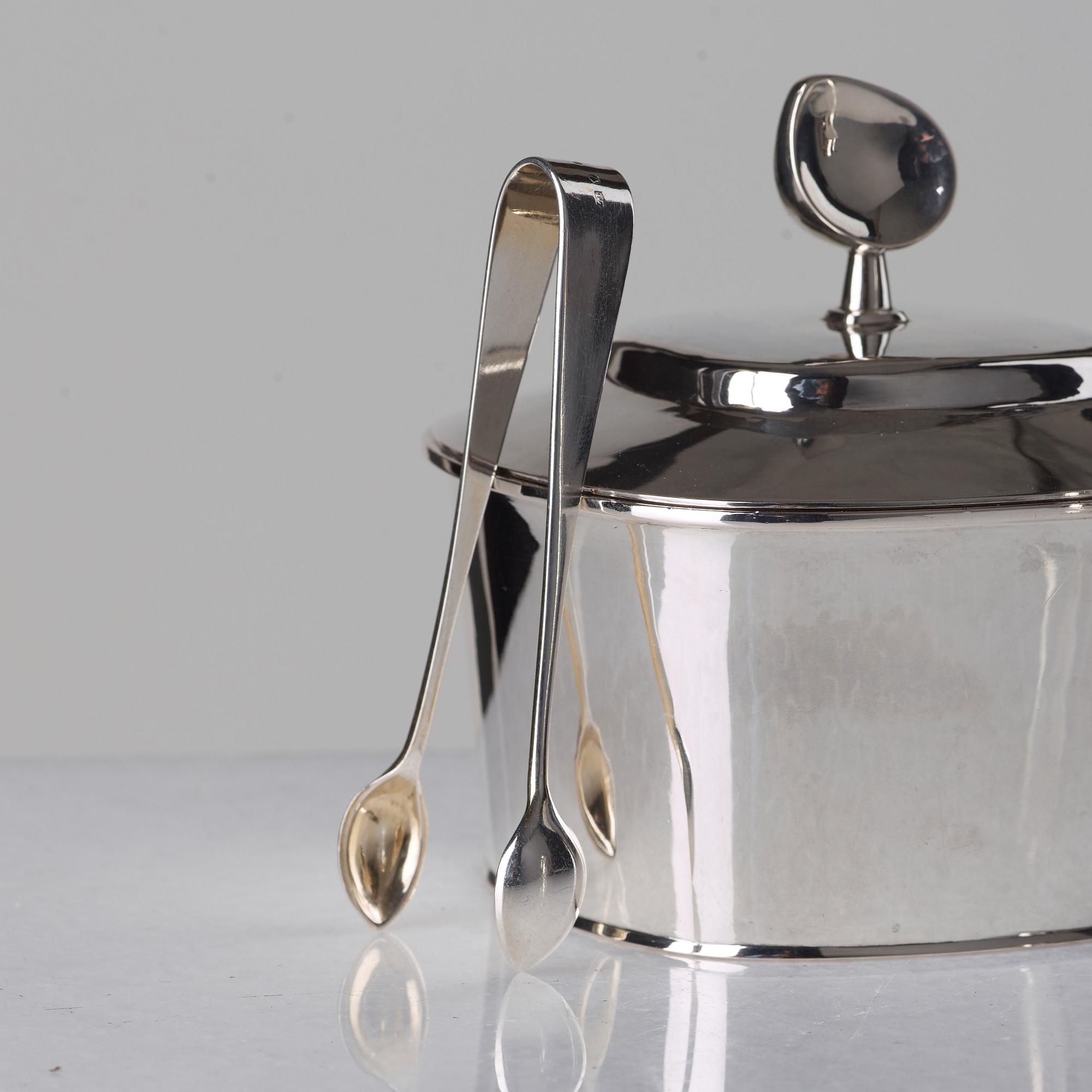 Sigurd Persson, kaffeservis, 3 delar, sterling silver, Stockholm 1949-50 (kaffekannan), smed Olle Kvist.