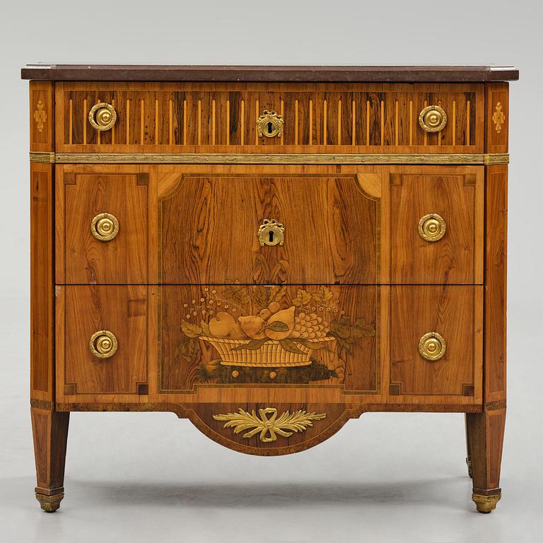 A Gustavian marquetry commode by G. Foltiern (master in Stockohlm 1771-1804).