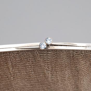 AFTONVÄSKA, silver, otydliga utländska stämplar, svenska importstämplar. Vikt ca 225 g.