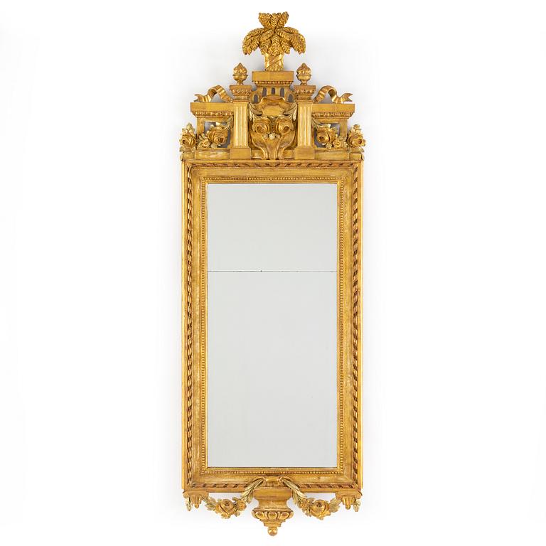 SPEGEL, gustaviansk, 1700-talets slut, med Göteborgs hallstämpel.