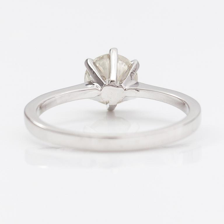 Ring, 14K vitguld, diamant ca 1.11 ct. AIG-certifikat.