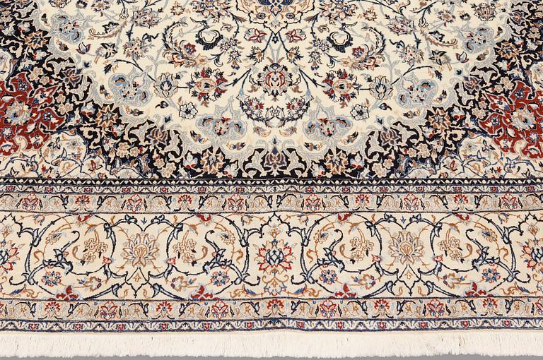 A Nain carpet, part silk, so-called 6LAA, c. 310 x 211 cm.