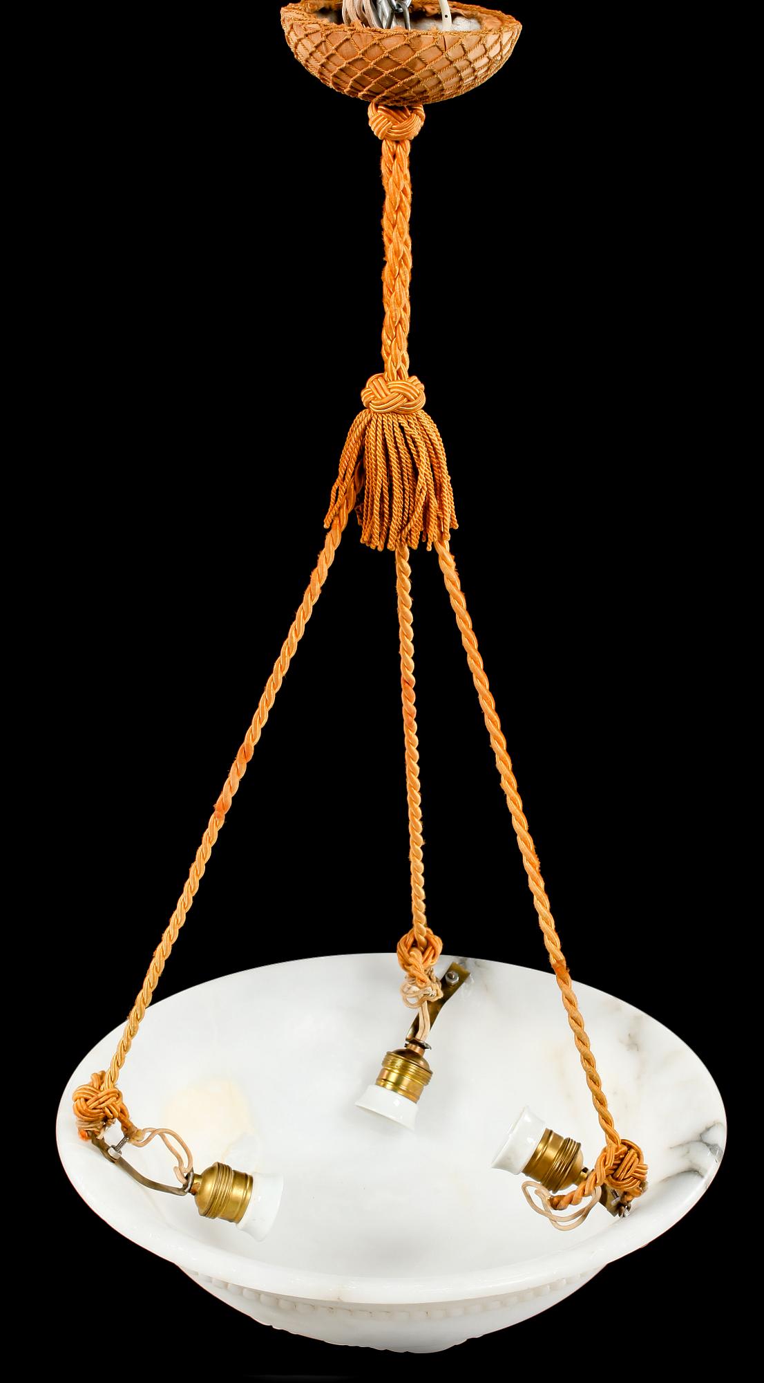 AMPEL, alabaster, 1900-talets första hälft.