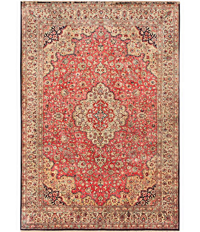 Silk Ghom carpet, c. 306 x 200 cm.