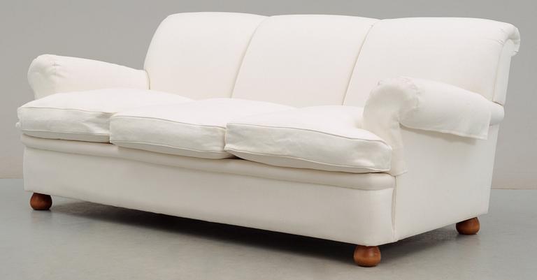 A Josef Frank sofa, Svenskt Tenn, model 703.