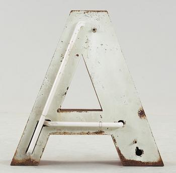 REKLAMSKYLT. 1900-talets första hälft.