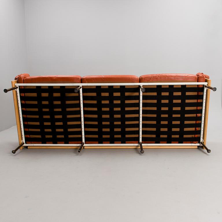 YRJÖ KUKKAPURO "ATELJEE" SOFA AND EASY CHAIR, manufactured by Haimi 1970's. Designed 1963.