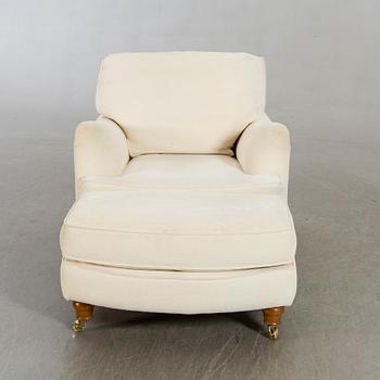 Fåtölj med fotpall, "Howardmodell", Englesson, 2000-tal.