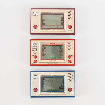 GAME & WATCH, "Fire", "Chef" samt "Mickey Mouse" i förpackningar, Nintendo, 1981.