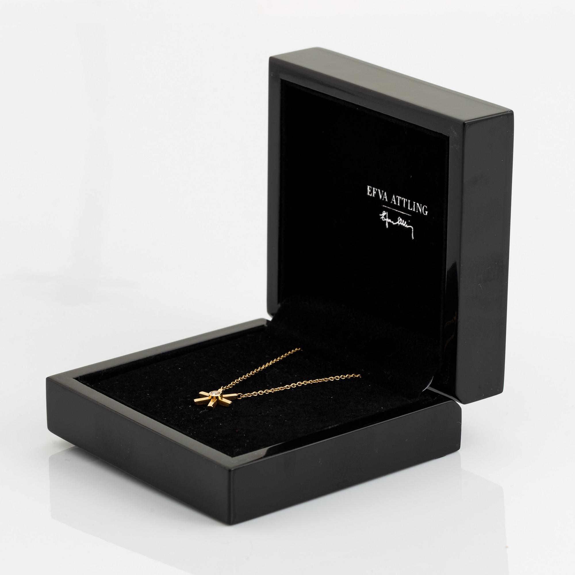 Efva Attling, collier, "Starflower", 18K guld med briljantslipad diamant.