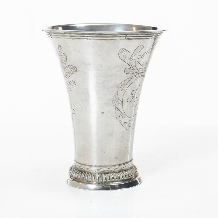 A Swedish silver beaker, mark of Arvid Vernström, Eksjö 1813.