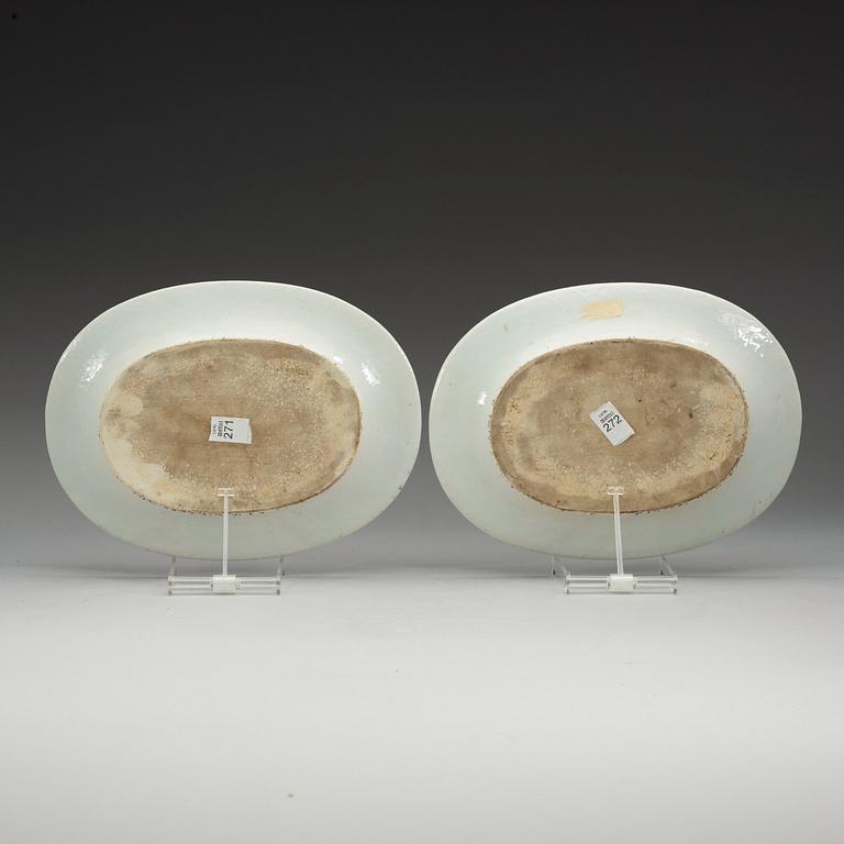 A pair of famille rose dishes, Qing dynasty, Qianlong (1736-95).