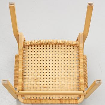 Alvar Aalto, a model 45 armchair, Artek, late 20the century.