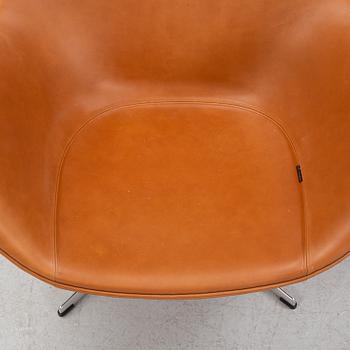 Arne Jacobsen, an "The egg"/model 3316 armchair, Fritz Hansen, Denmark.
