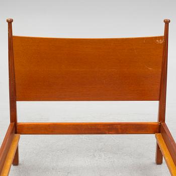 Josef Frank, sängram, modell "B2118", Firma Svenskt Tenn, sent 1940-tal.