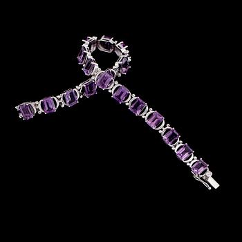 ARMBAND, sterlingsilver, ametister tot ca 19.00 ct.
