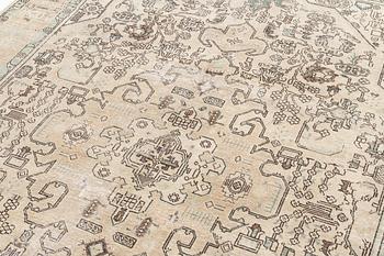 A carpet, oriental, Vintage Design, approximately 290 x 200 cm.