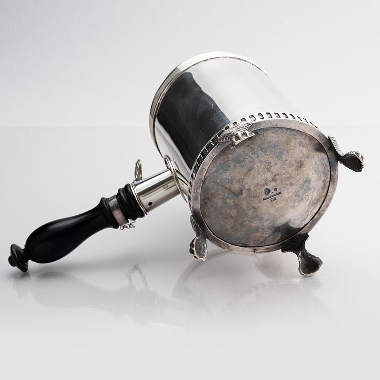Fredrik Skough, kaffekanna, silver, (verksam 1824-1830) Borås. Empire.