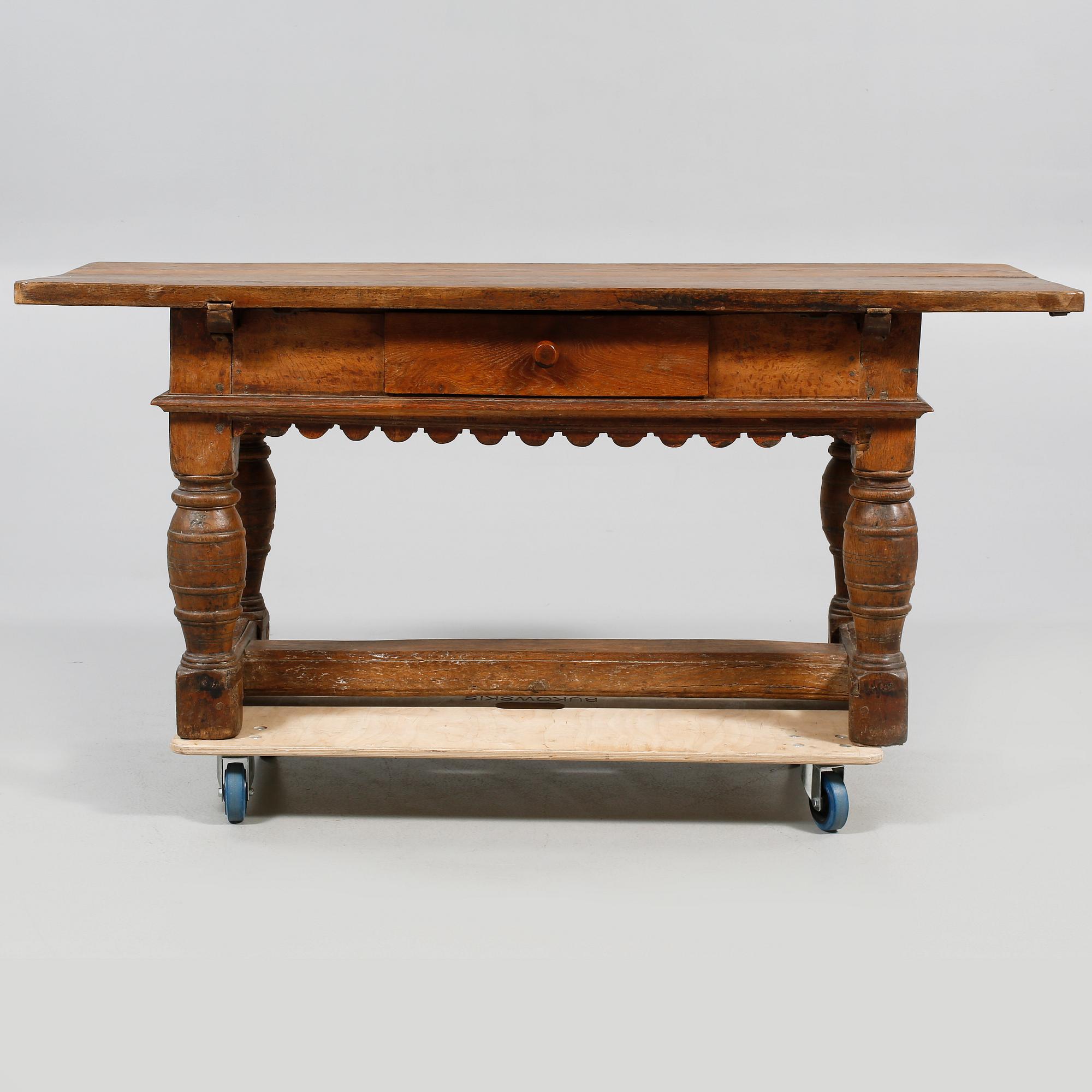 BORD, delvis 1700-tal.