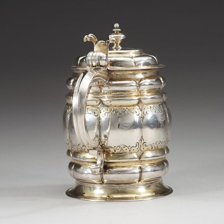 A German 17th century parcel-gilt tankard, marks of Marx  II Schaller, Augsburg c. 1670.