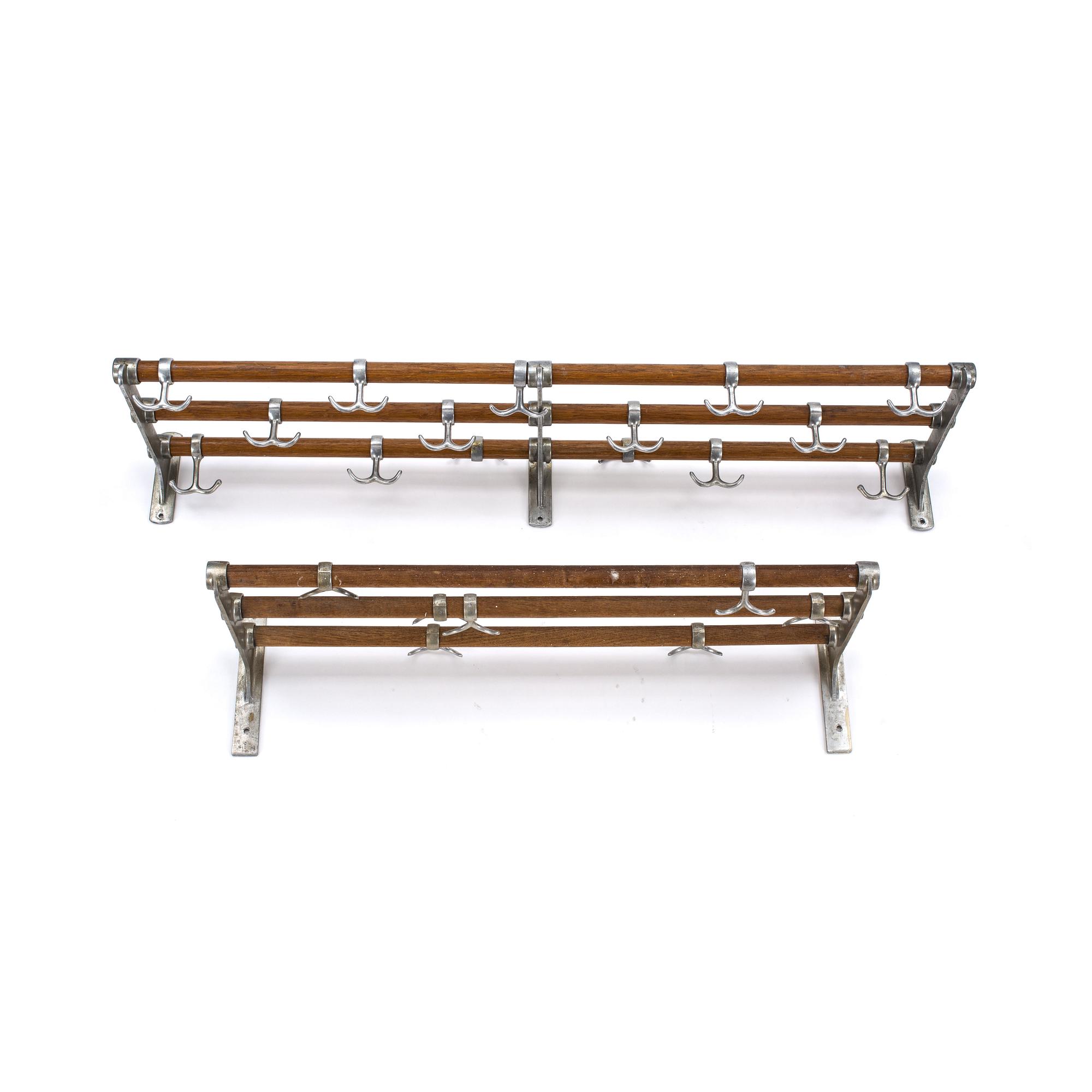 HATTHYLLOR, 2 st, funkis, 1900-talets mitt.