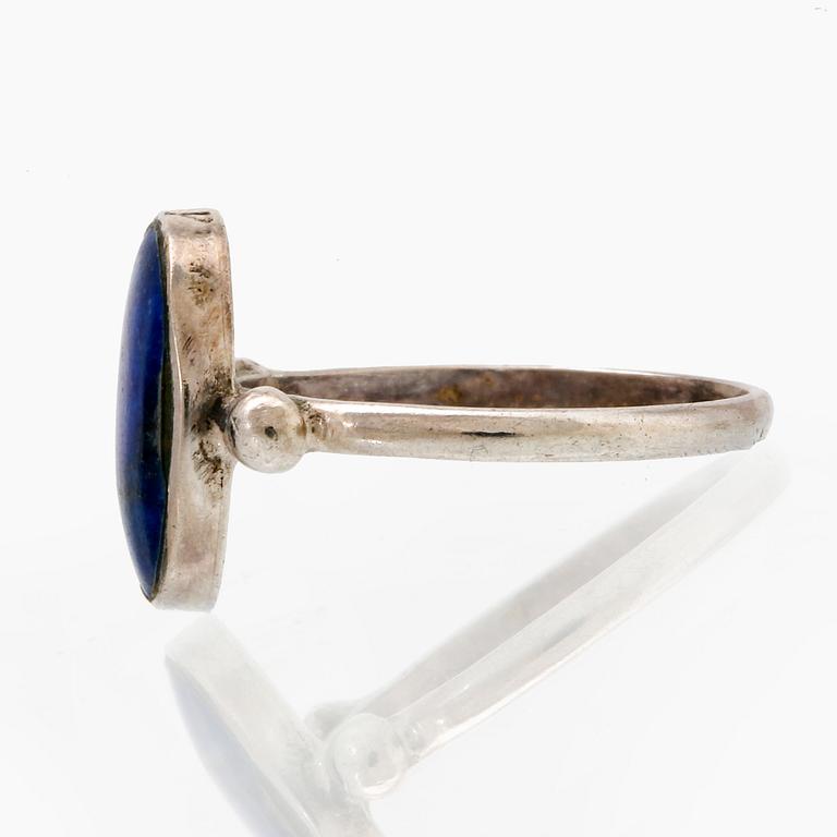 Lapis lazuli and sodalite jewellery, 1 ring and 2 necklaces, silver and White metal.