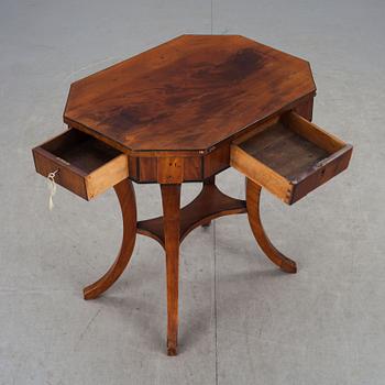 BORD, empire, 1800-talets första hälft.