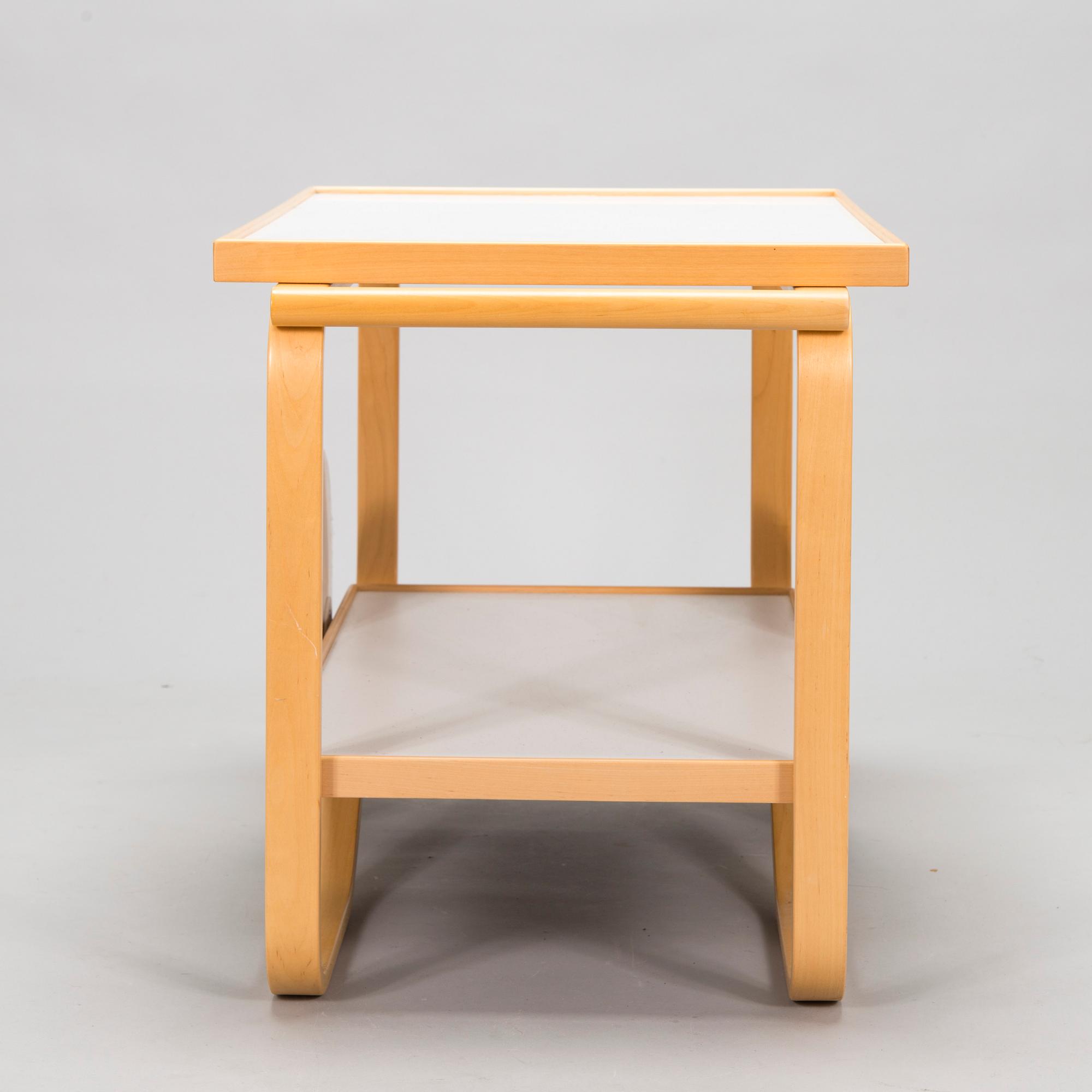 Alvar Aalto, tarjoiluvaunu 901, Artek, 1900-luvun loppu.