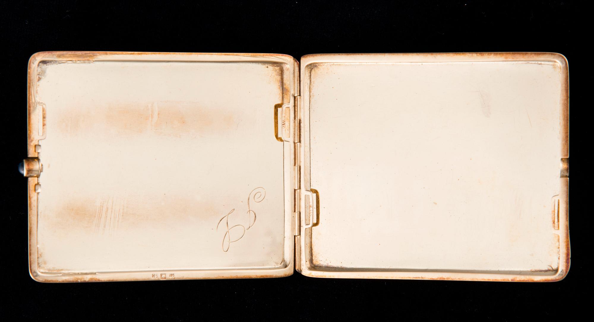 CIGARETTE CASE.