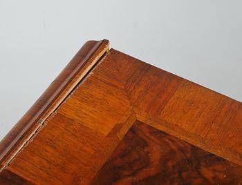 BYRÅ, troligen England, 1700-tal.