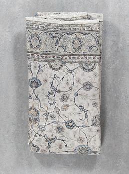 MATTA, old Keshan, ca 440x290 cm.