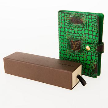 LOUIS VUITTON YAYOI KUSAMA AGENDA COVER WITH A BALL POINT PEN.