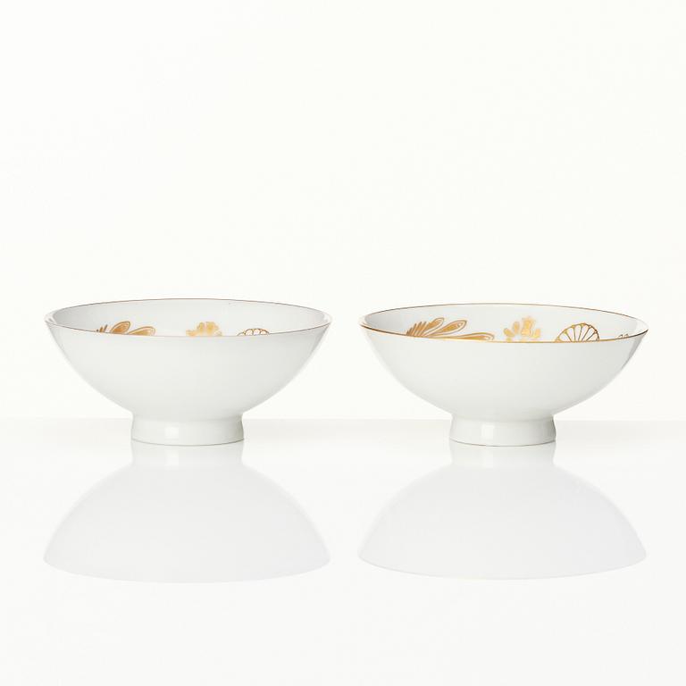 A pair of Japanese bowls, Meiji period (1868-1912).