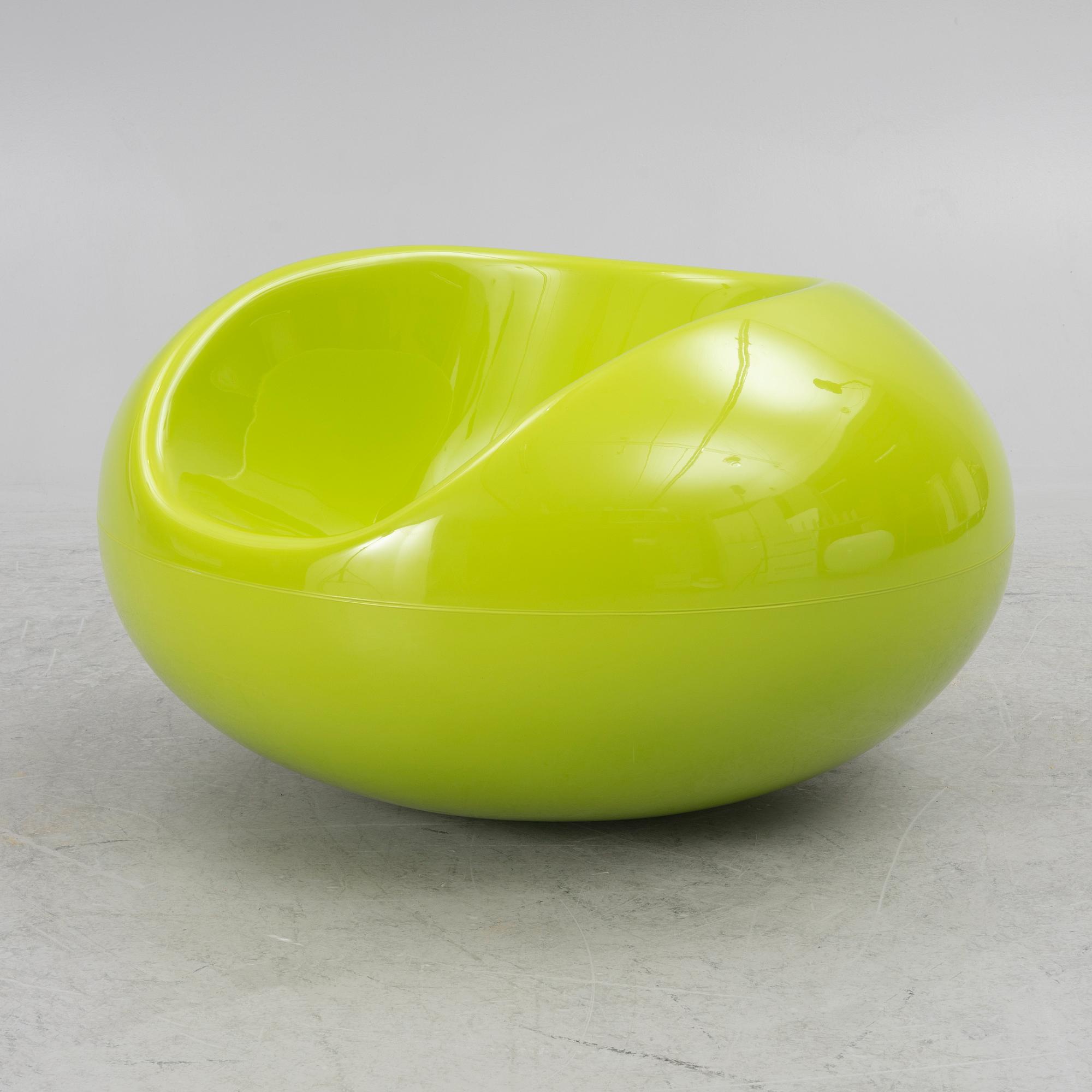 Eero Aarnio, armchair "Pastil", Eero Aarnio Originals, Finland 2022.