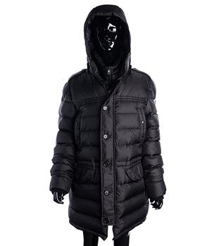 DUNJACKA, Moncler.