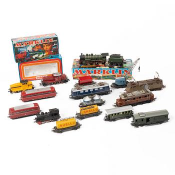 Märklin, locomotives, 7 pcs, railbus, 2 parts, as well as cars, 7 pcs, Germany.