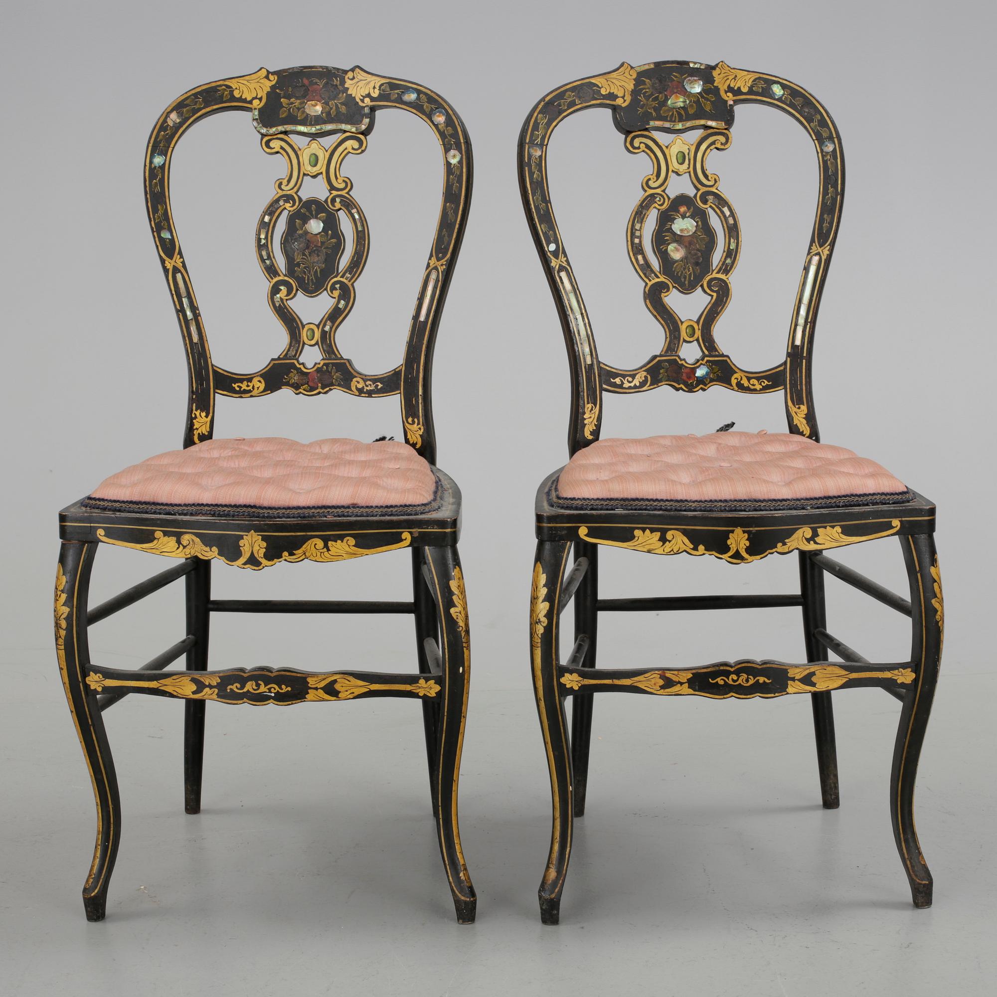 STOLAR, ett par, Engelsk stil, sent 1800-tal.