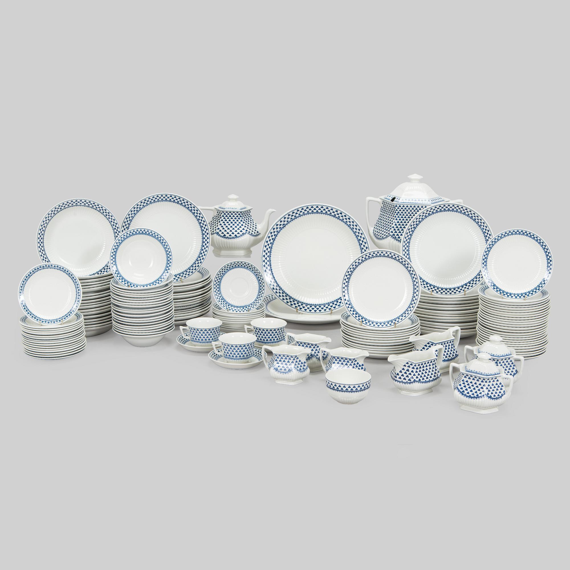 A stoneware dinner and tea service, 144 pieces, "Brentwood" ironstone, Adams, England, late 20th century.