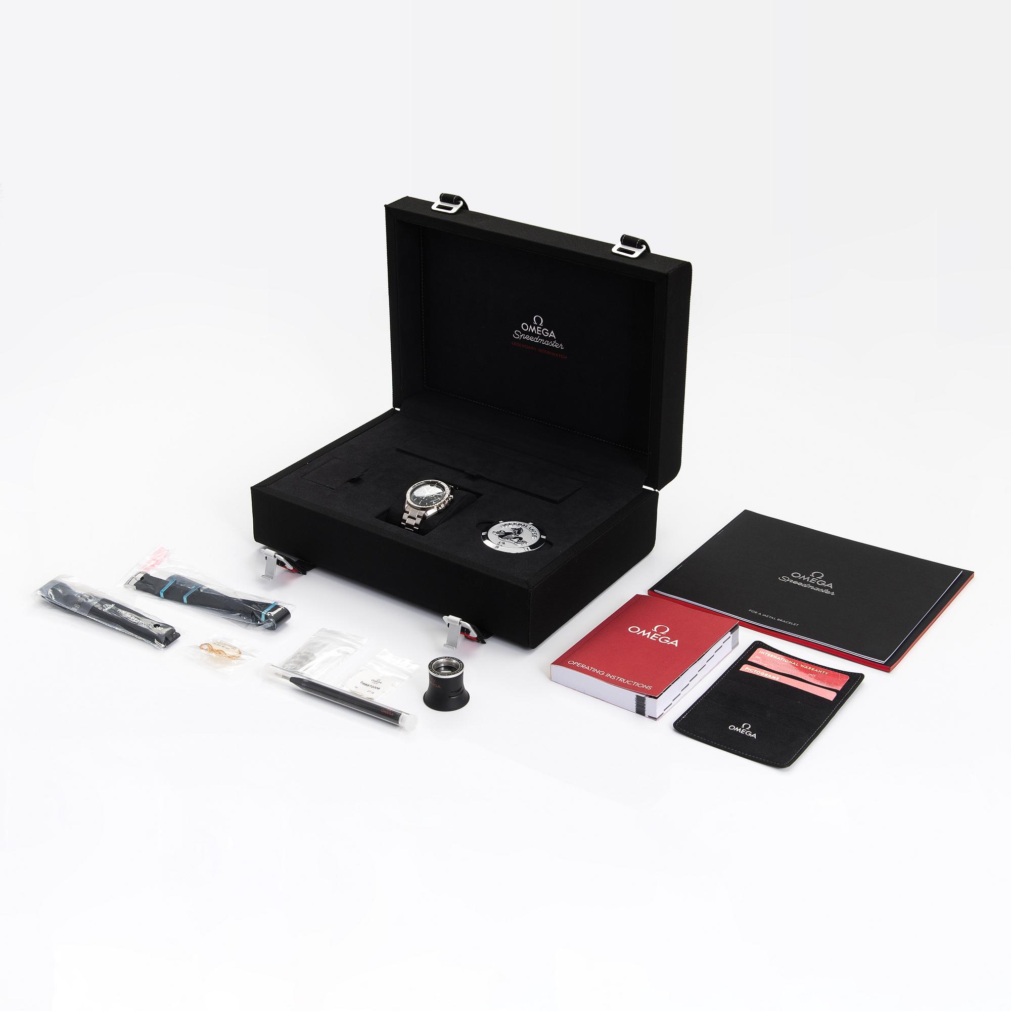 Omega, Speedmaster, Professional, Moonwatch, wristwatch, 42 mm.