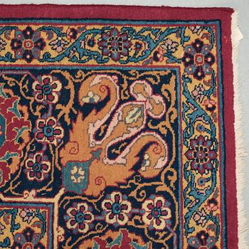 CARPET. Semi-antique Mashad probably. 533 x 317,5 cm.