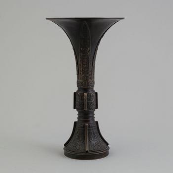A Chinese Ming-style bronze vase.