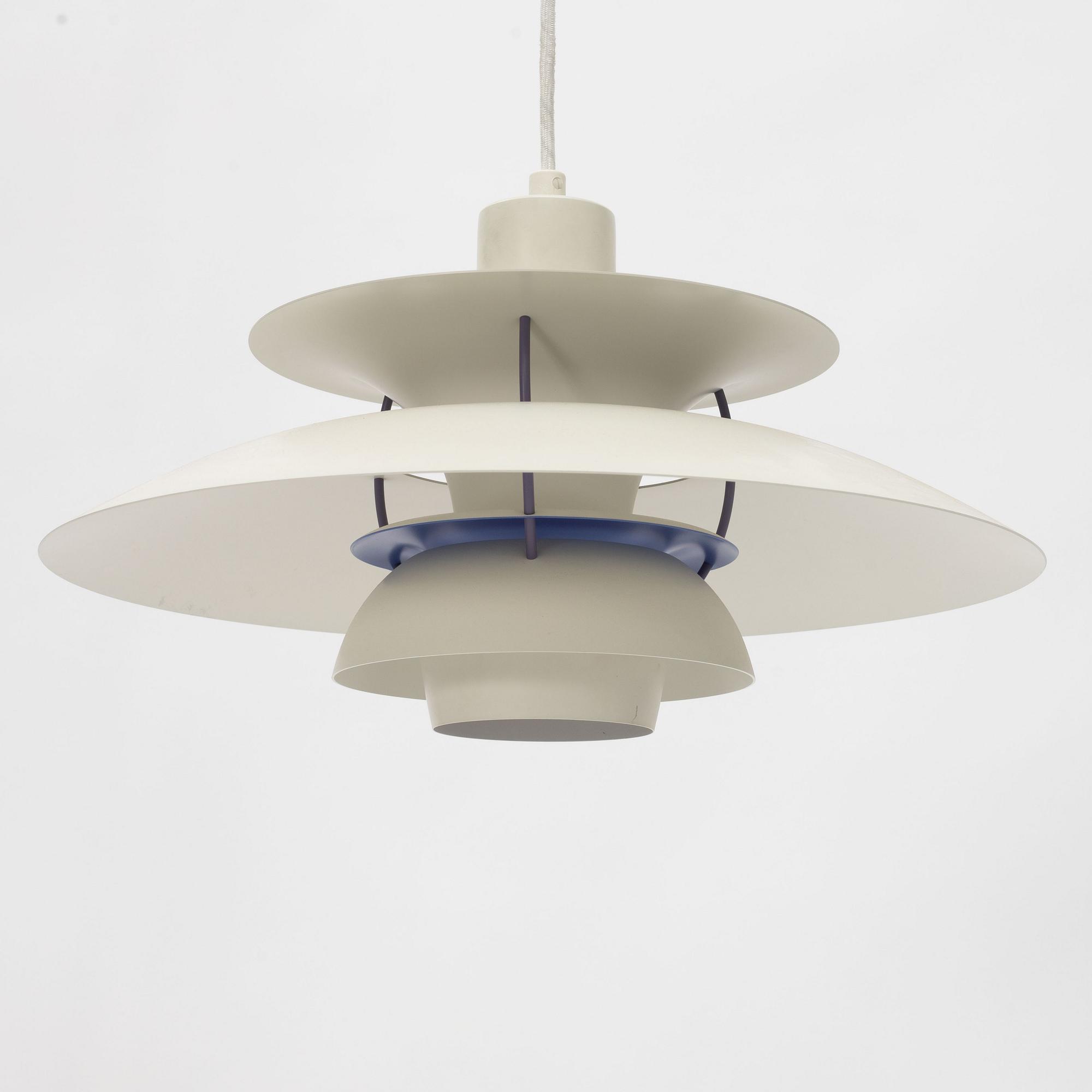 Poul Henningsen, taklampa, "PH 5", Louis Poulsen, Danmark.